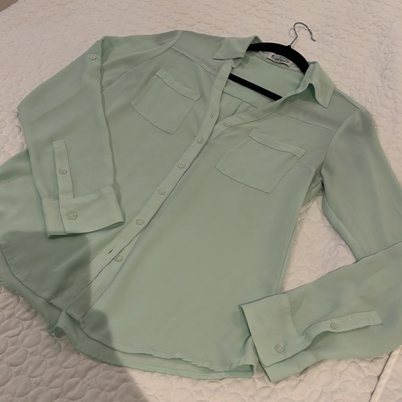 Express women size XS  portofino Mint button down shirt - Picture 3 of 4